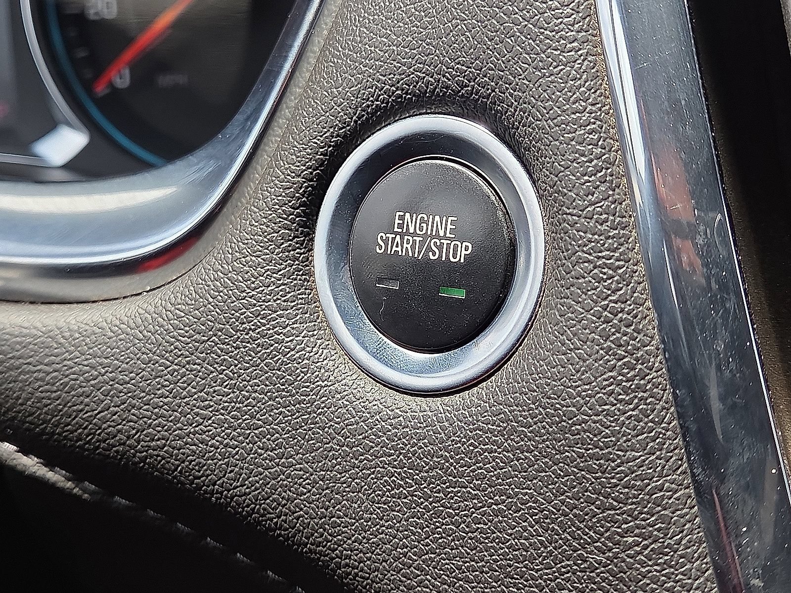 Used 2023 Chevrolet Traverse LT AWD/4WD image 27