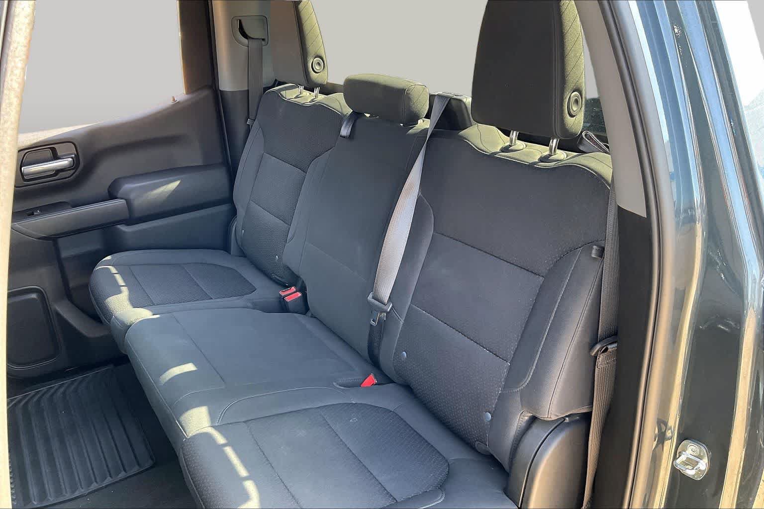 Used 2020 Chevrolet Silverado 1500 Custom w/ Custom Value Package AWD/4WD image 20