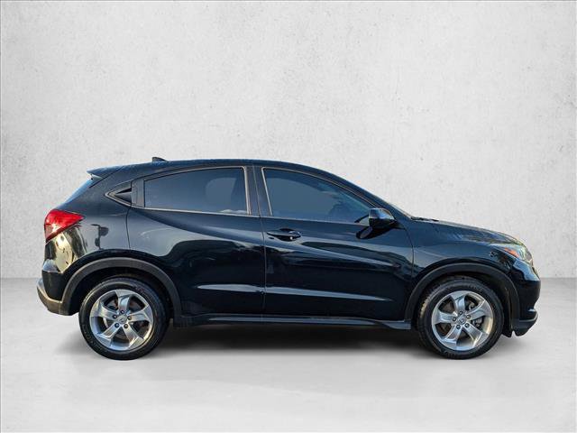 Used 2016 Honda HR-V LX image 4