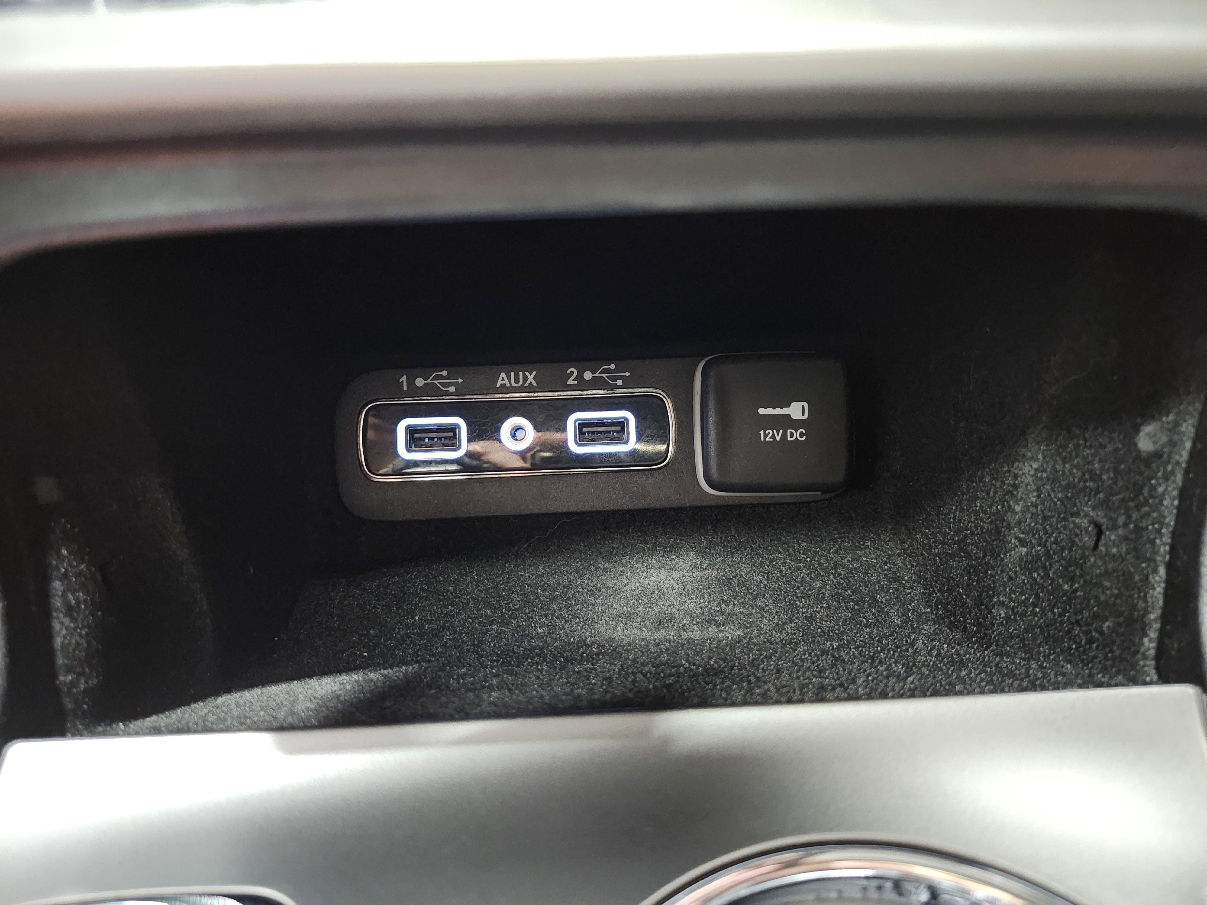 Used 2019 Jeep Grand Cherokee Altitude image 12