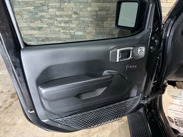 Used 2020 Jeep Gladiator Sport w/ Quick Order Package 24S image 11