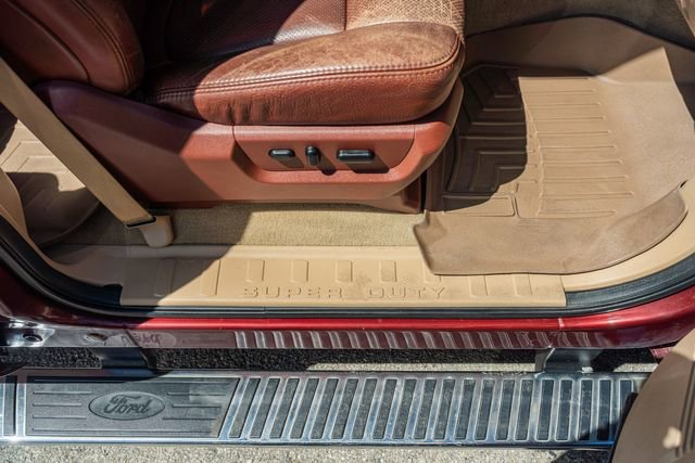 Used 2012 Ford F250 King Ranch w/ King Ranch w/Chrome Pkg image 44