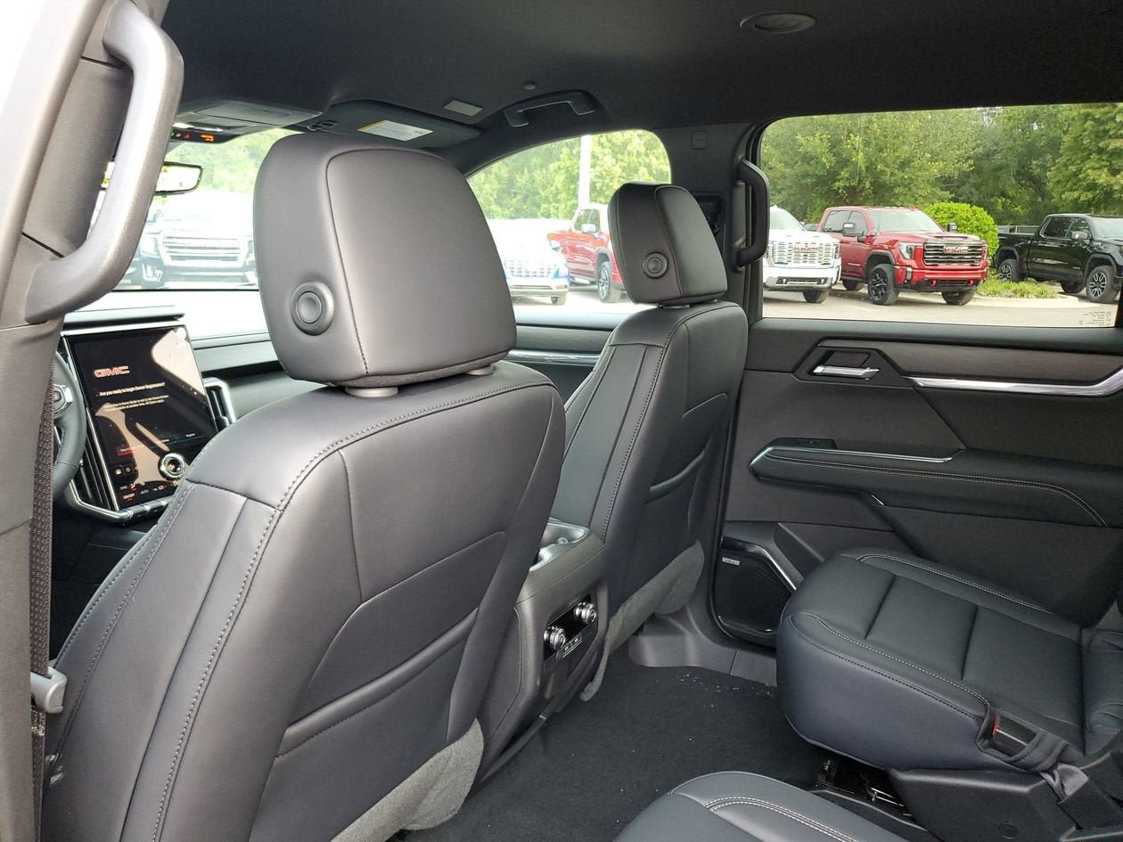 New 2026 GMC Acadia Elevation w/ Black Edition FWD image 10