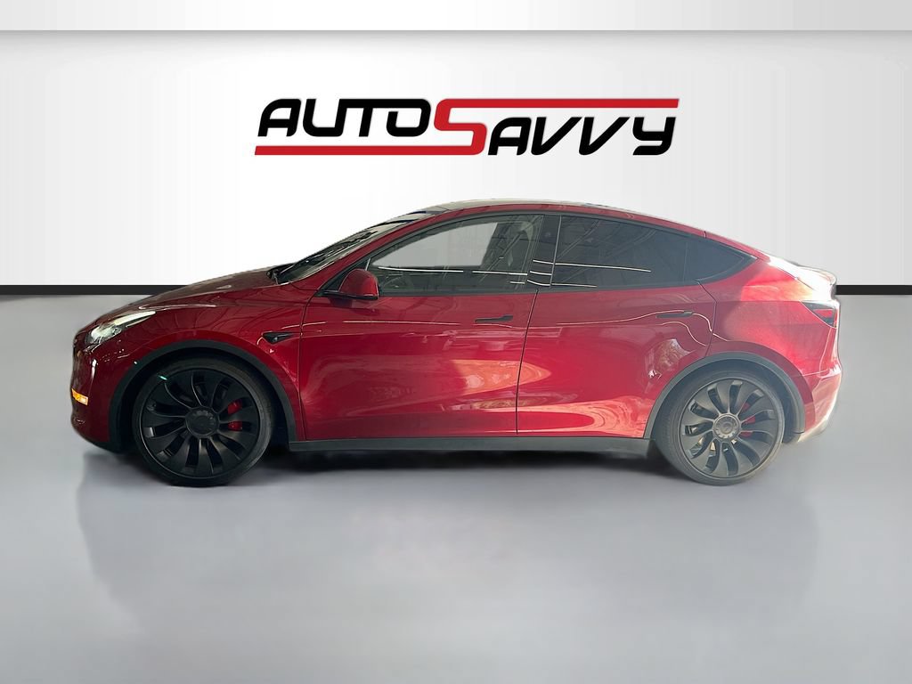 Used 2024 Tesla Model Y Performance AWD/4WD image 4