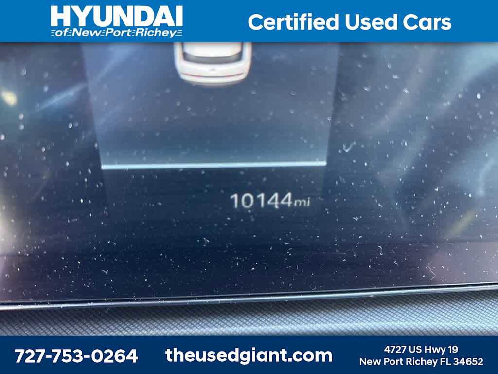 Used 2024 Hyundai Santa Fe SE image 11