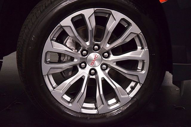 Used 2024 GMC Yukon Denali image 10