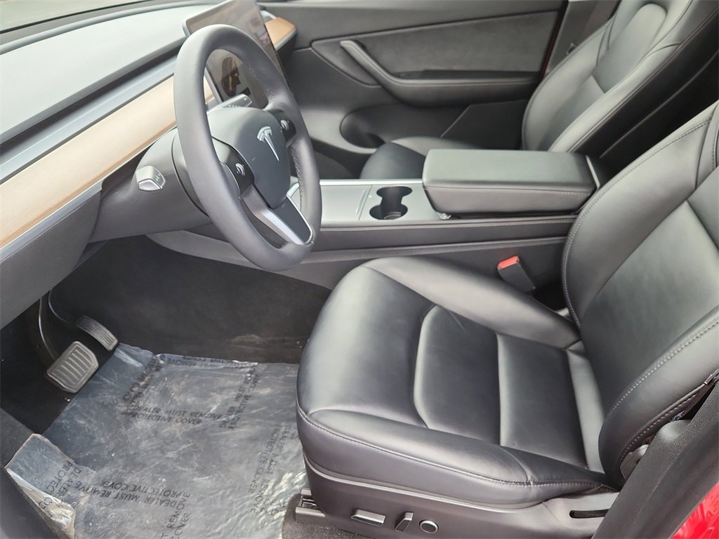 Used 2021 Tesla Model Y Long Range image 7