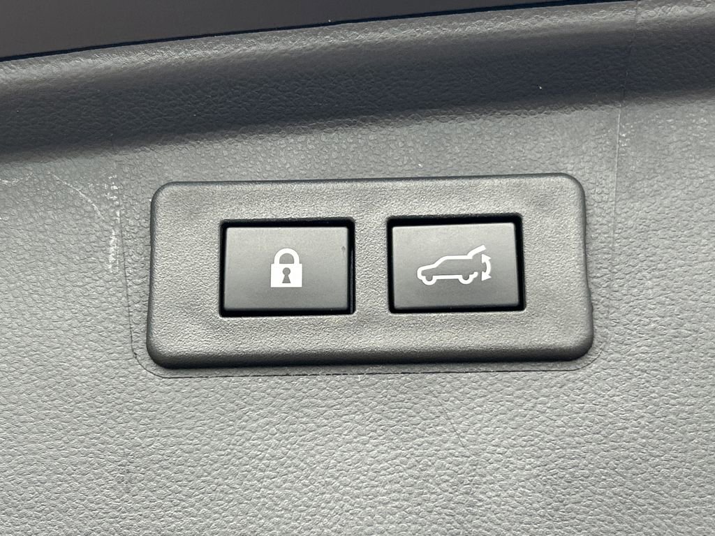 Used 2022 Subaru Outback Limited XT image 26