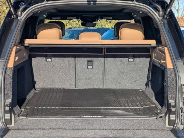 New 2026 Land Rover Range Rover SE image 16