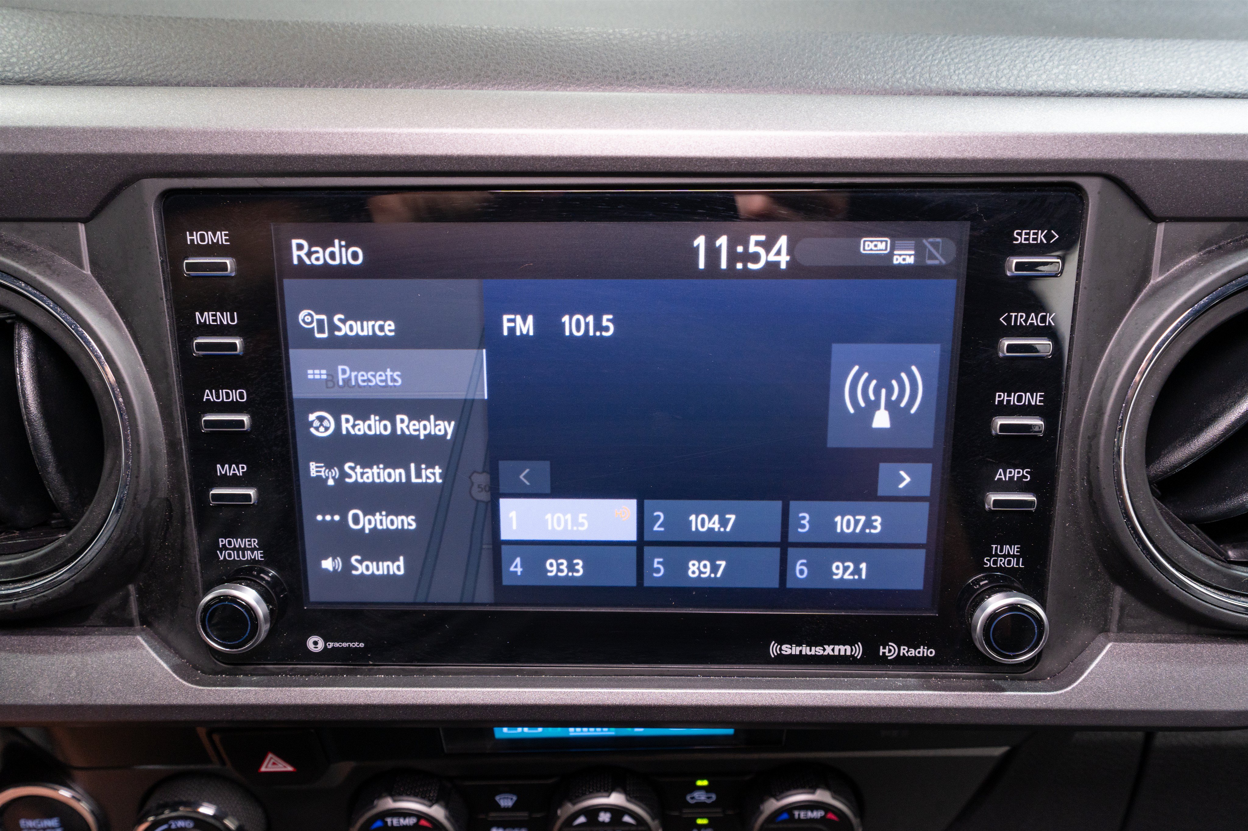 Used 2023 Toyota Tacoma TRD Sport AWD/4WD image 19