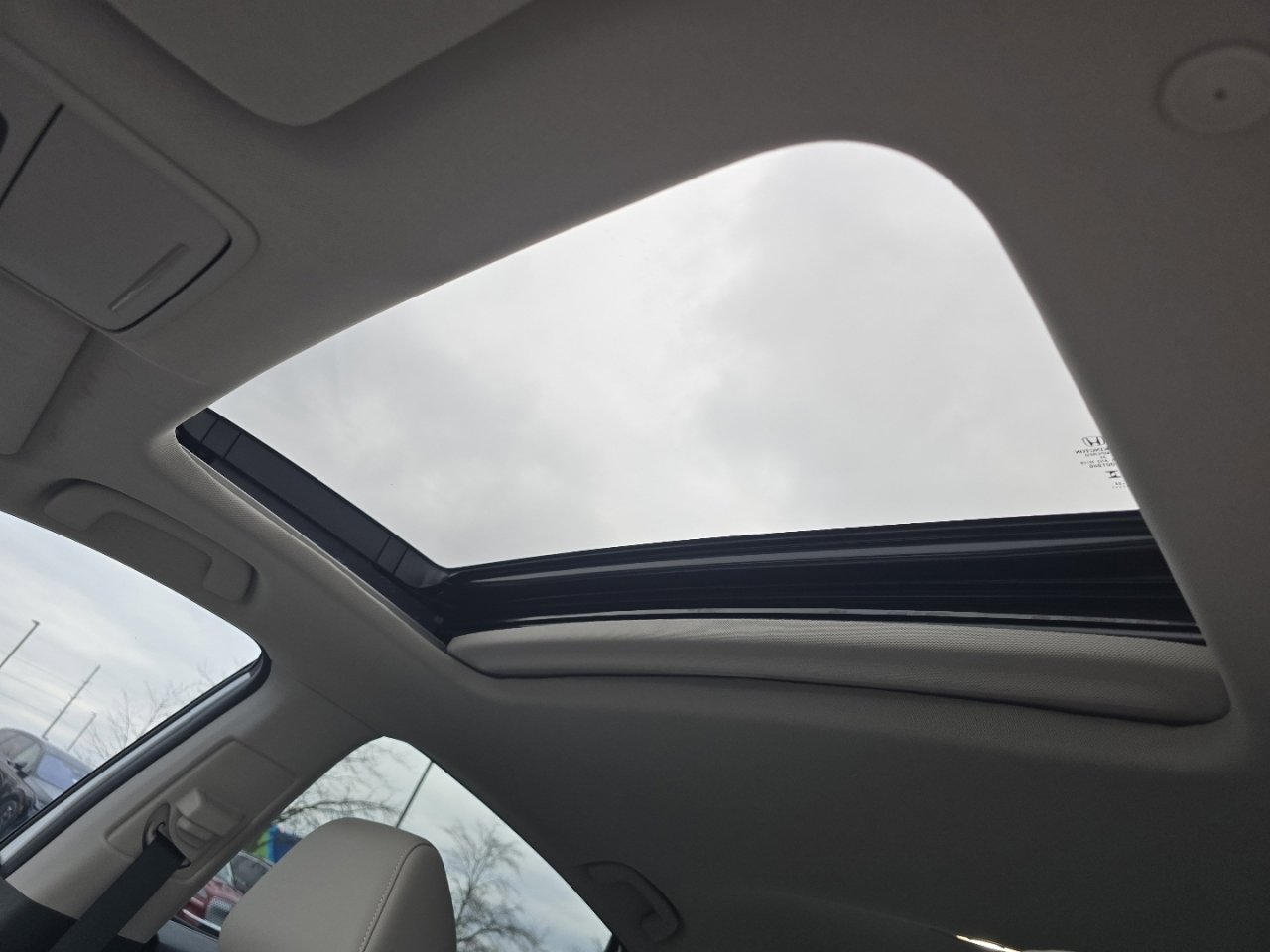 Certified 2023 Honda Accord Touring image 4