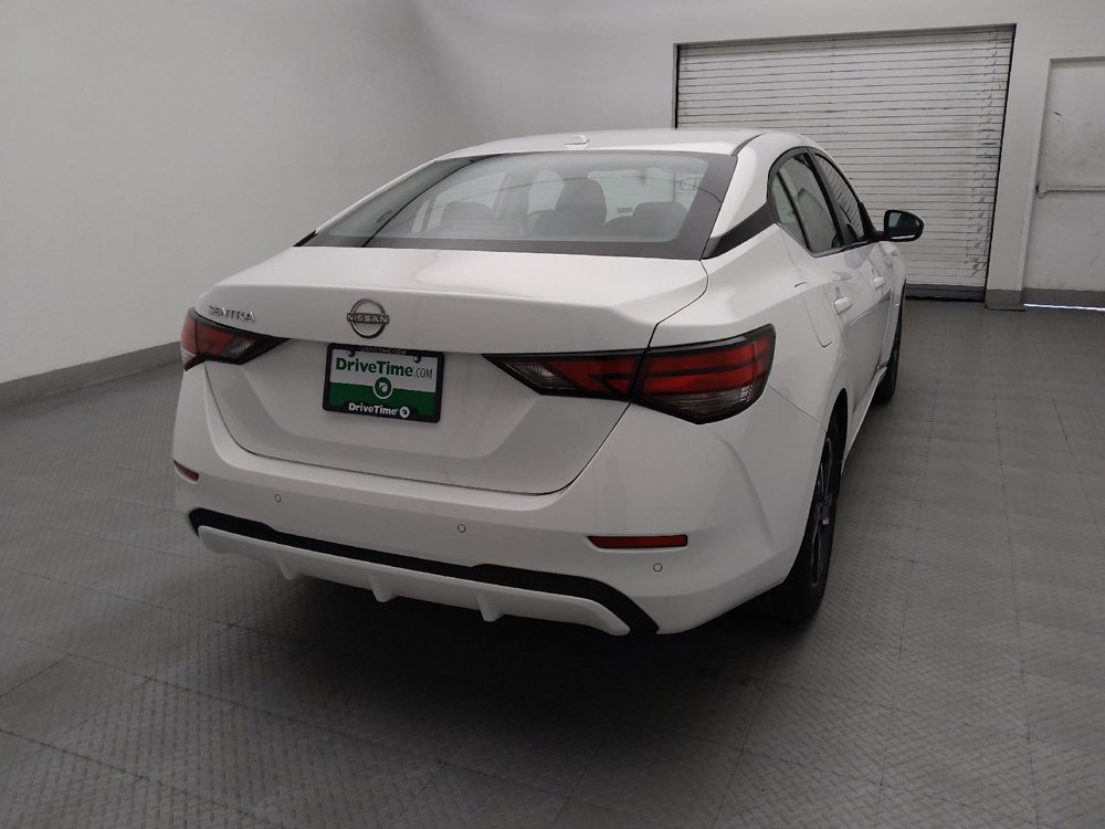 Used 2025 Nissan Sentra SV FWD image 7