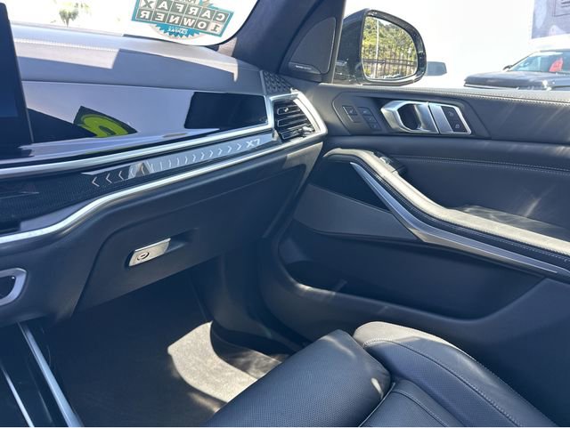 Used 2023 BMW X7 xDrive40i w/ Executive Package image 8