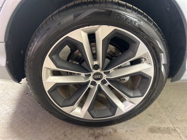 Used 2023 Audi Q7 3.0T Premium Plus w/ Premium Plus Package image 9