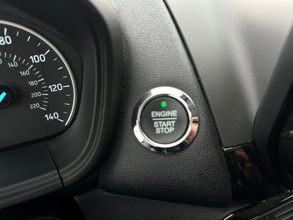 Used 2022 Ford EcoSport Titanium image 15