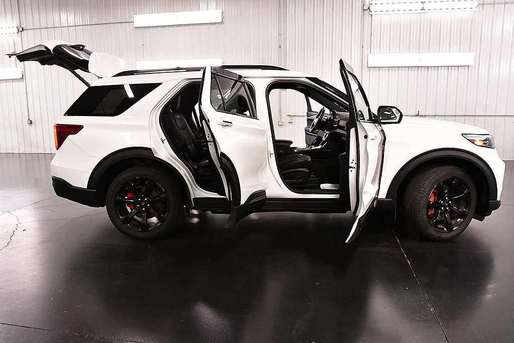 Used 2023 Ford Explorer ST w/ Equipment Group 401A AWD/4WD image 32