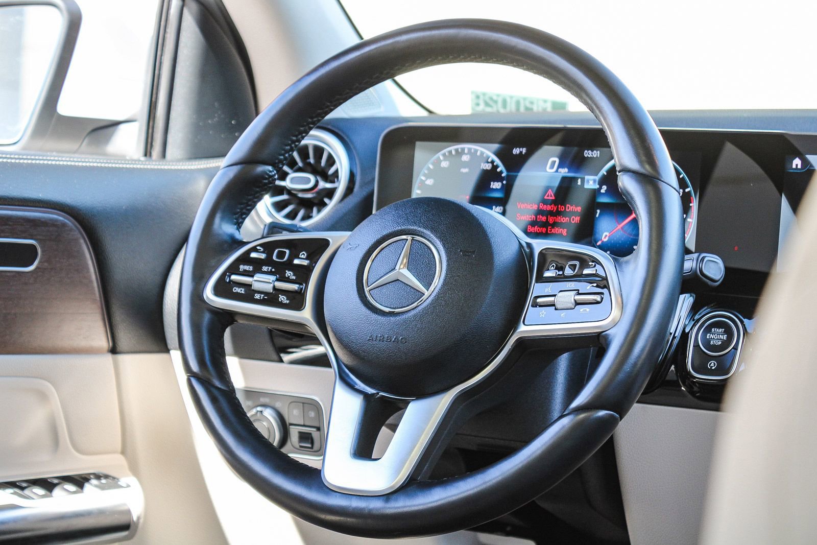 Certified 2022 Mercedes-Benz GLA 250 4MATIC image 18