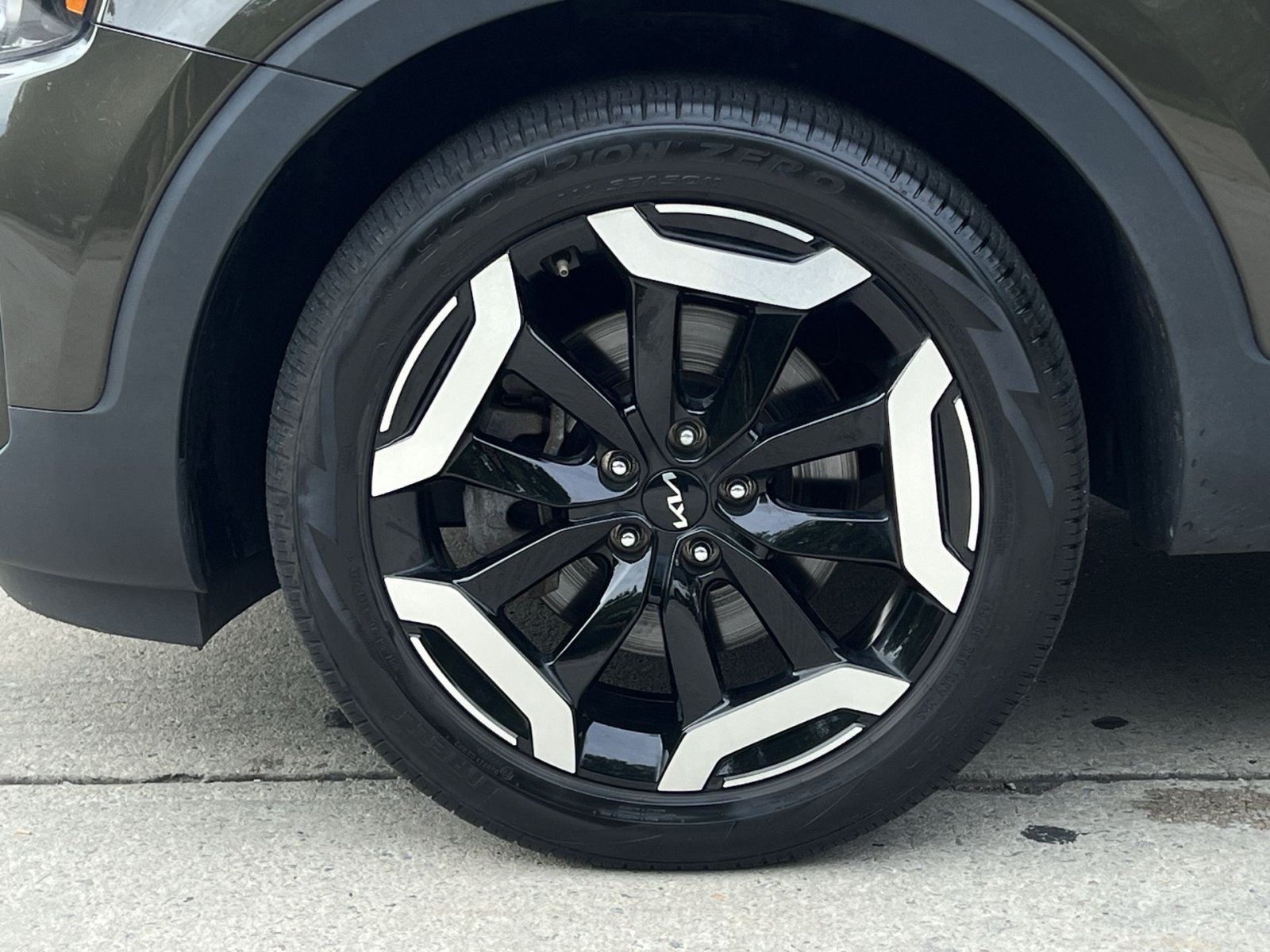 Used 2024 Kia Telluride S w/ S Sunroof Package AWD/4WD image 22