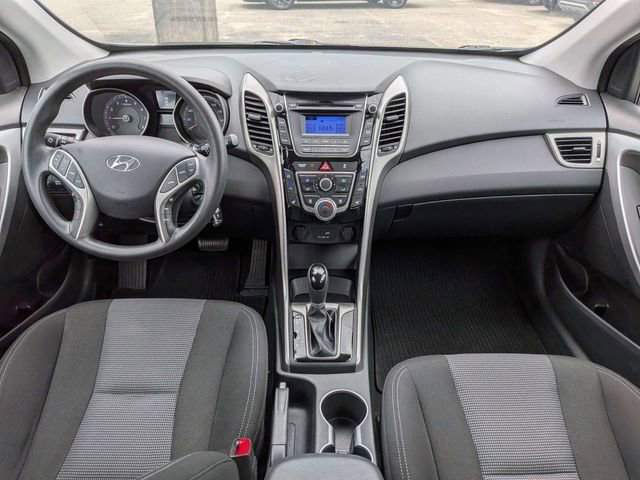 Used 2016 Hyundai Elantra GT FWD image 15