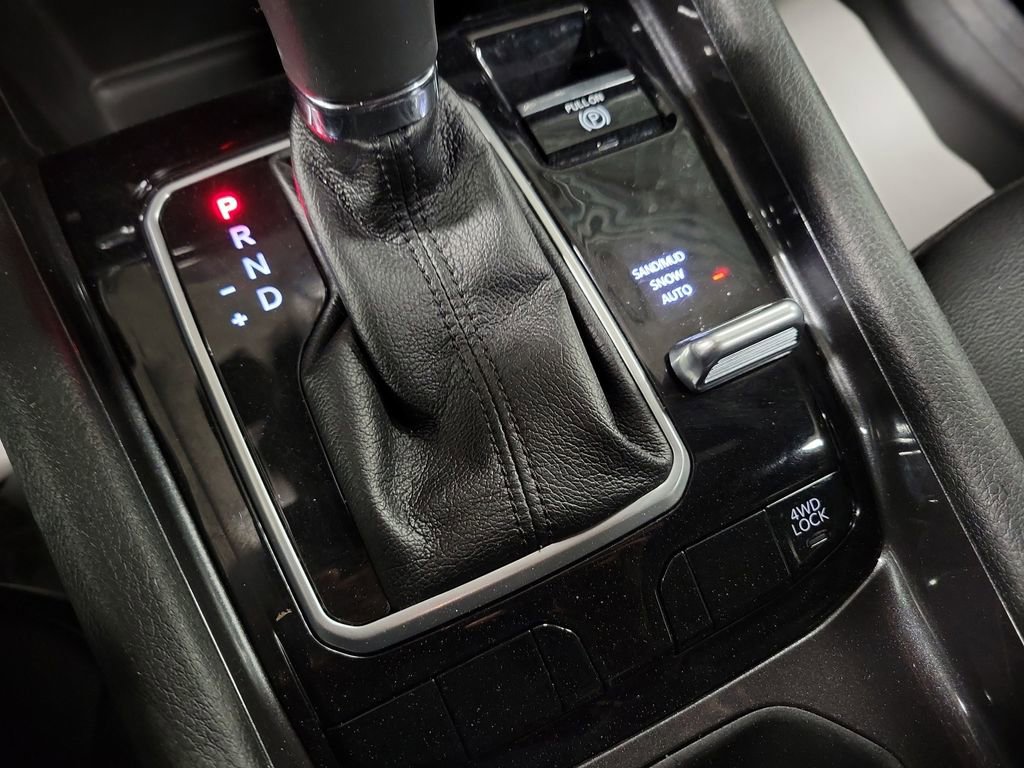 Used 2024 Jeep Compass Latitude image 15