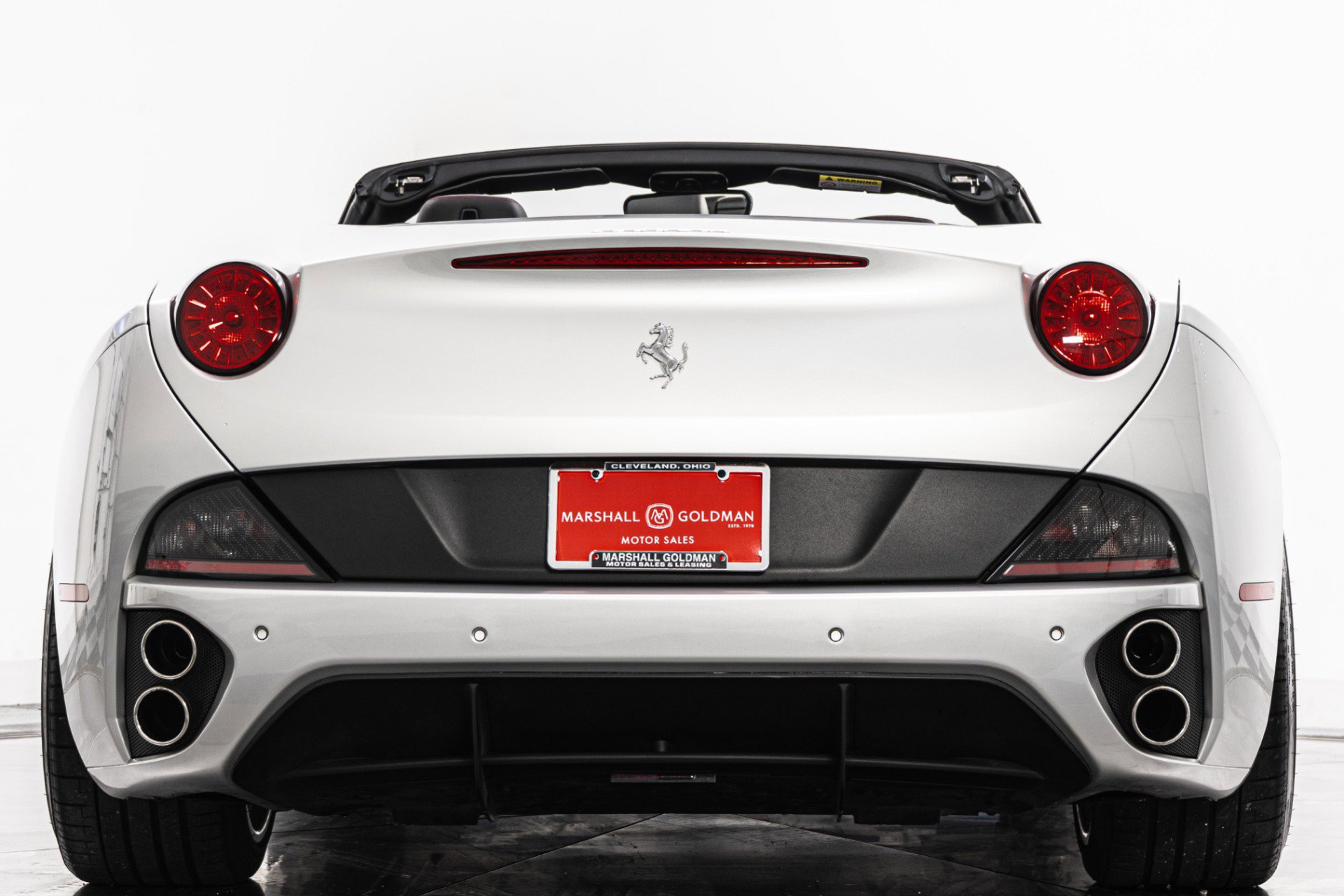 Used 2013 Ferrari California image 8