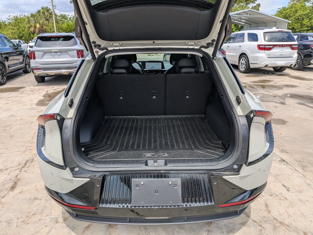 Certified 2022 Kia EV6 Wind w/ Wind Technology Package AWD/4WD image 12