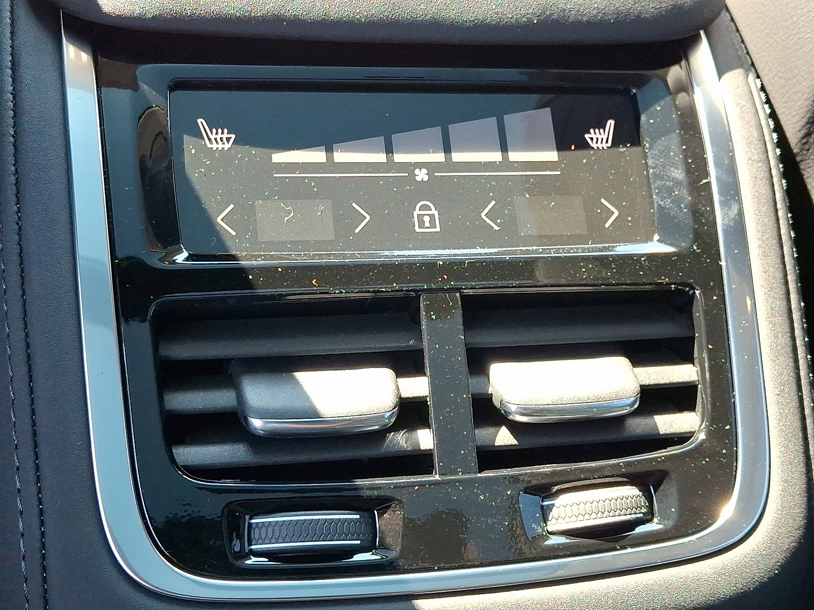 New 2026 Volvo XC90 B6 Ultra w/ Protection Package Premier image 7