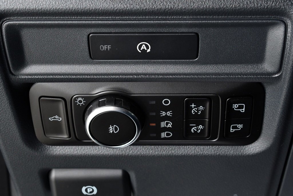 New 2025 Ford F150 XLT w/ Equipment Group 302A MID image 33