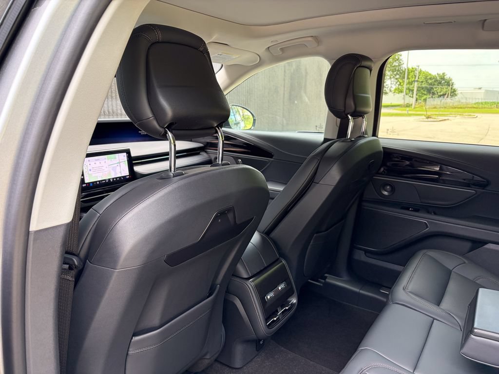 New 2026 Lincoln Nautilus Premier w/ Equipment Group 102A AWD/4WD image 17