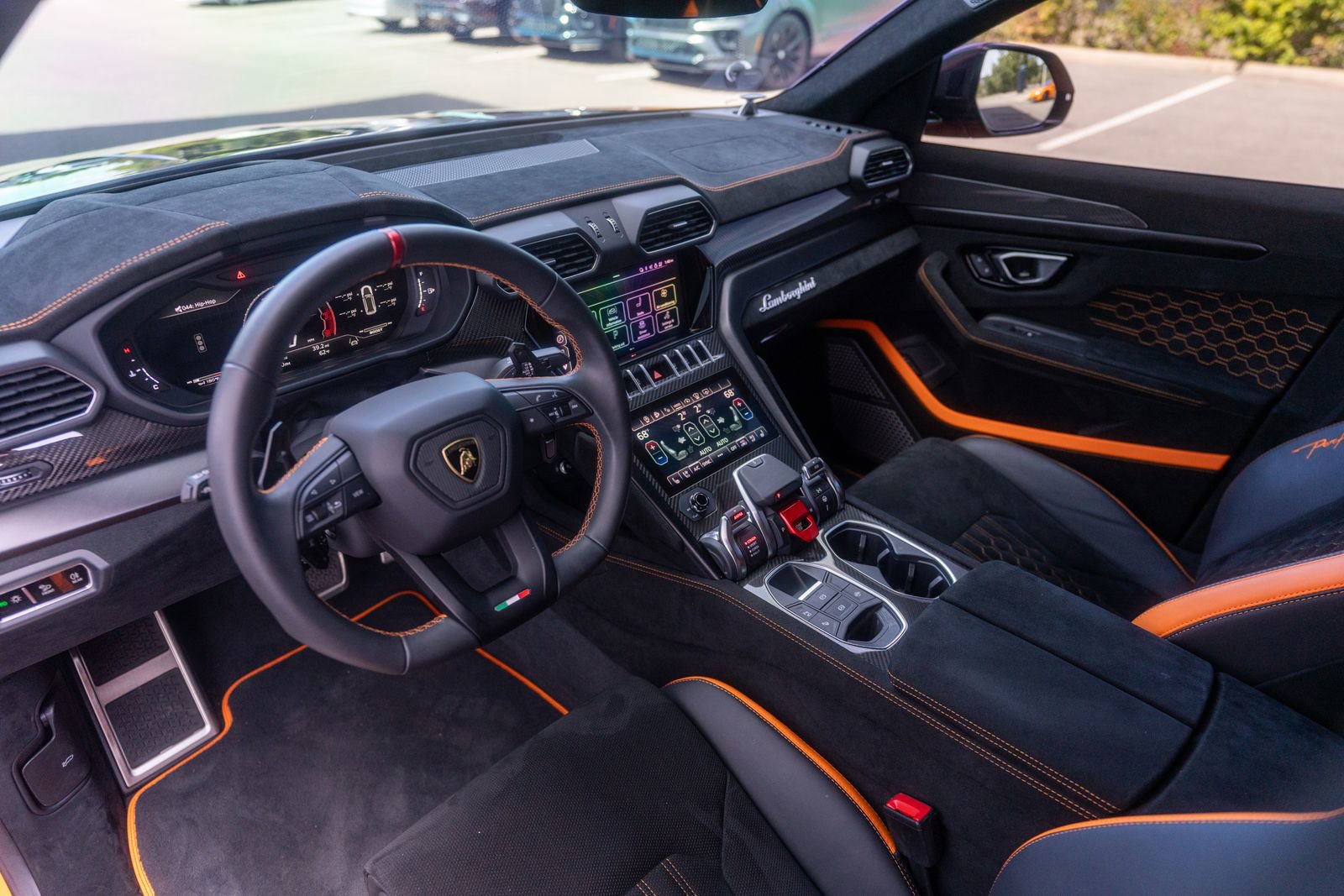Used 2024 Lamborghini Urus Performante image 29