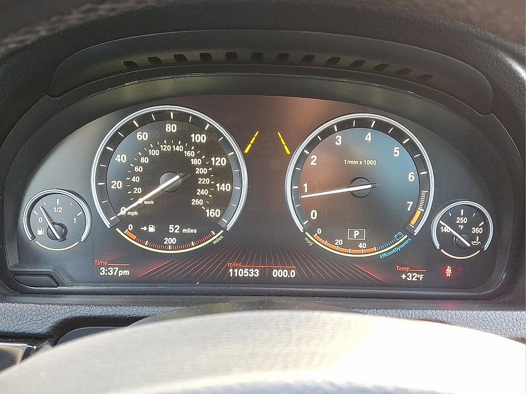 Used 2012 BMW 550i Gran Turismo xDrive image 18