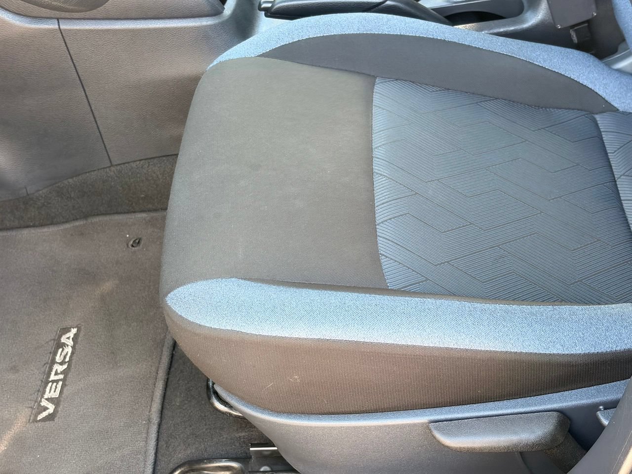 Certified 2024 Nissan Versa SV FWD image 21