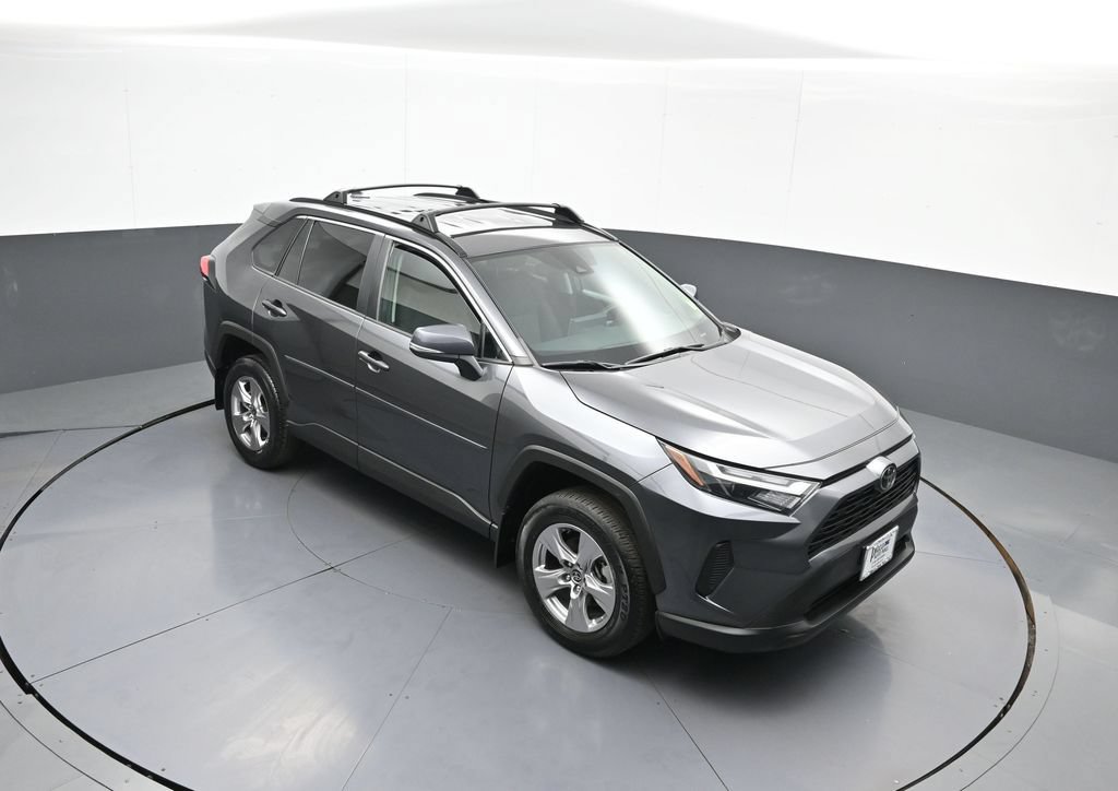 Used 2023 Toyota RAV4 XLE AWD/4WD image 34