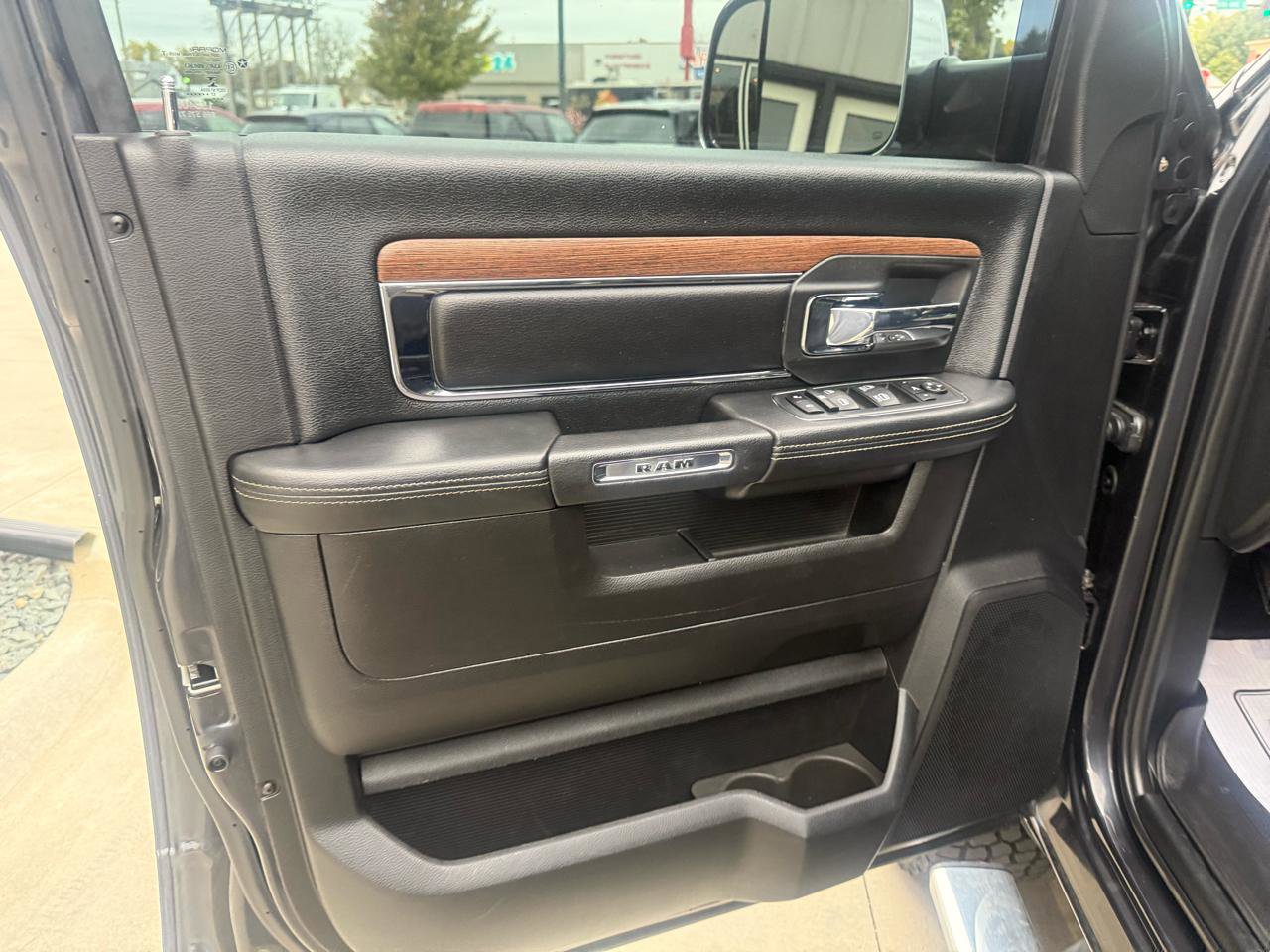 Used 2017 RAM 2500 Laramie w/ Snow Chief Group AWD/4WD image 13