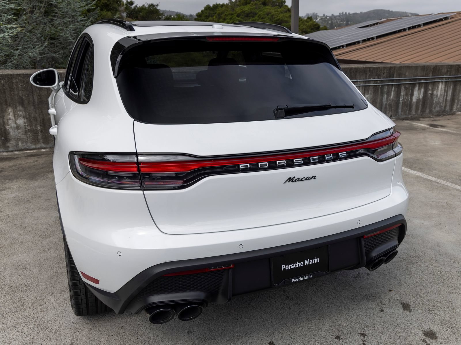 Certified 2026 Porsche Macan AWD/4WD image 22