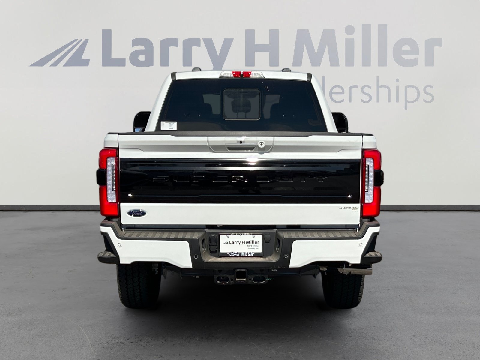 New 2026 Ford F250 Platinum AWD/4WD image 4