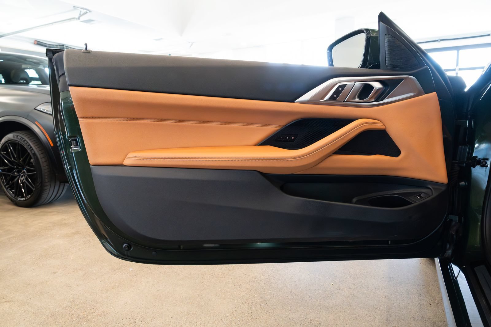 Used 2022 BMW 430i Coupe w/ Convenience Package RWD image 17