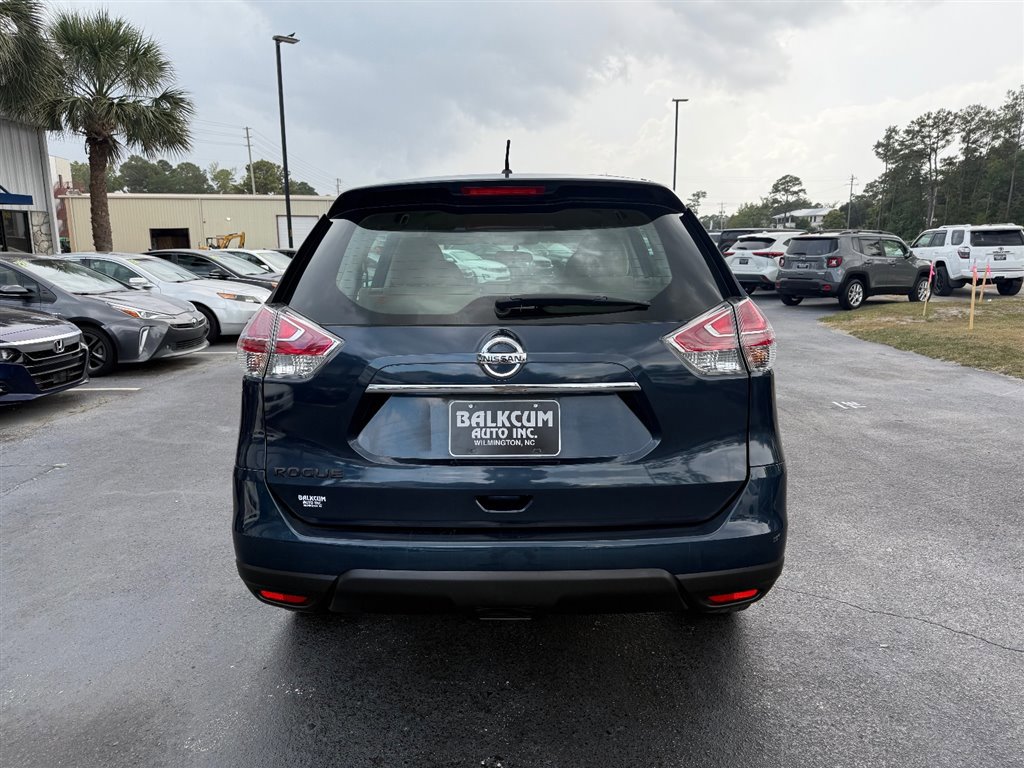 Used 2015 Nissan Rogue S image 4