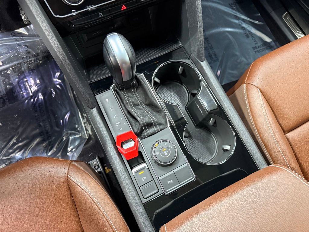 Used 2021 Volkswagen Atlas SEL image 19