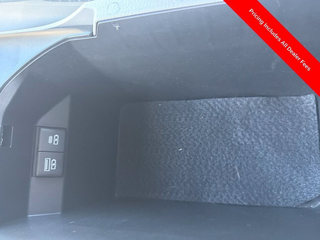 Used 2024 Toyota Camry SE FWD image 20
