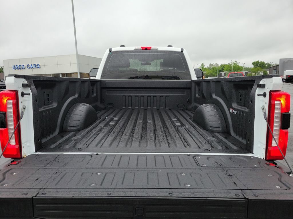 Certified 2025 Ford F350 XL w/ STX Appearance Package AWD/4WD image 12
