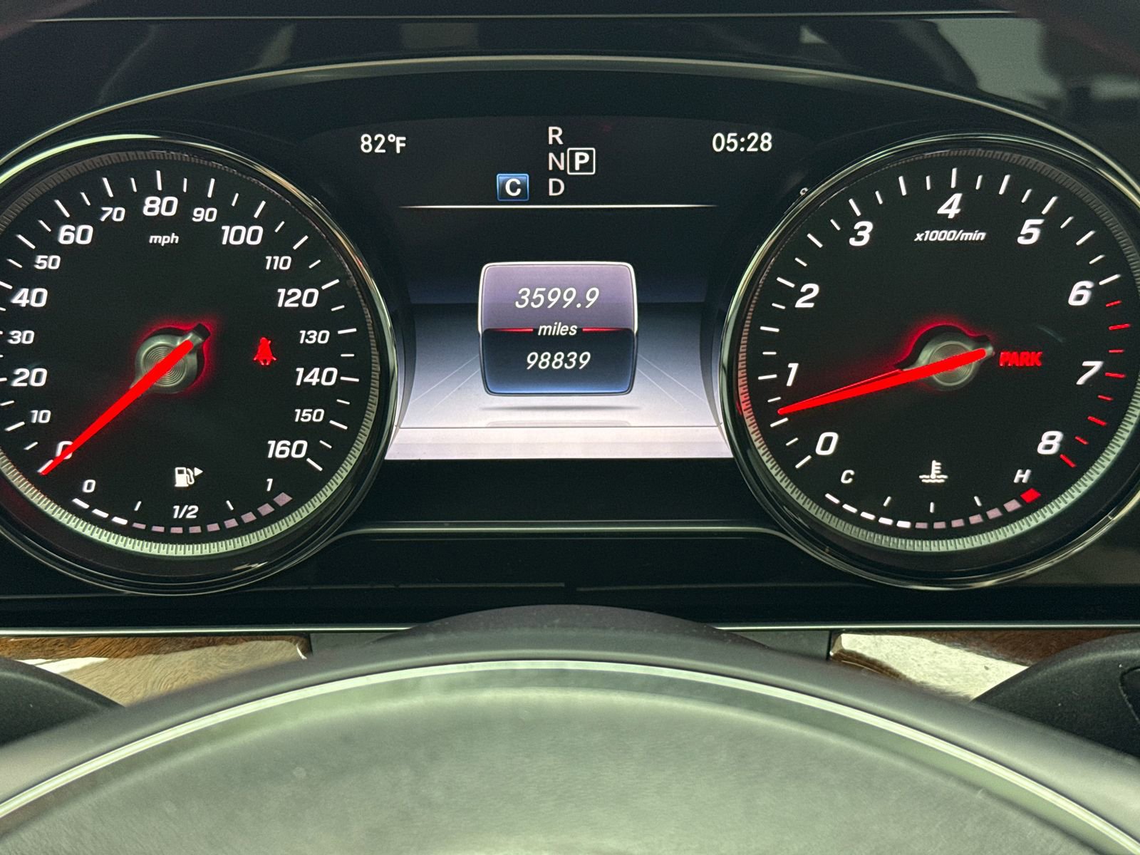 Used 2017 Mercedes-Benz E 300 image 22