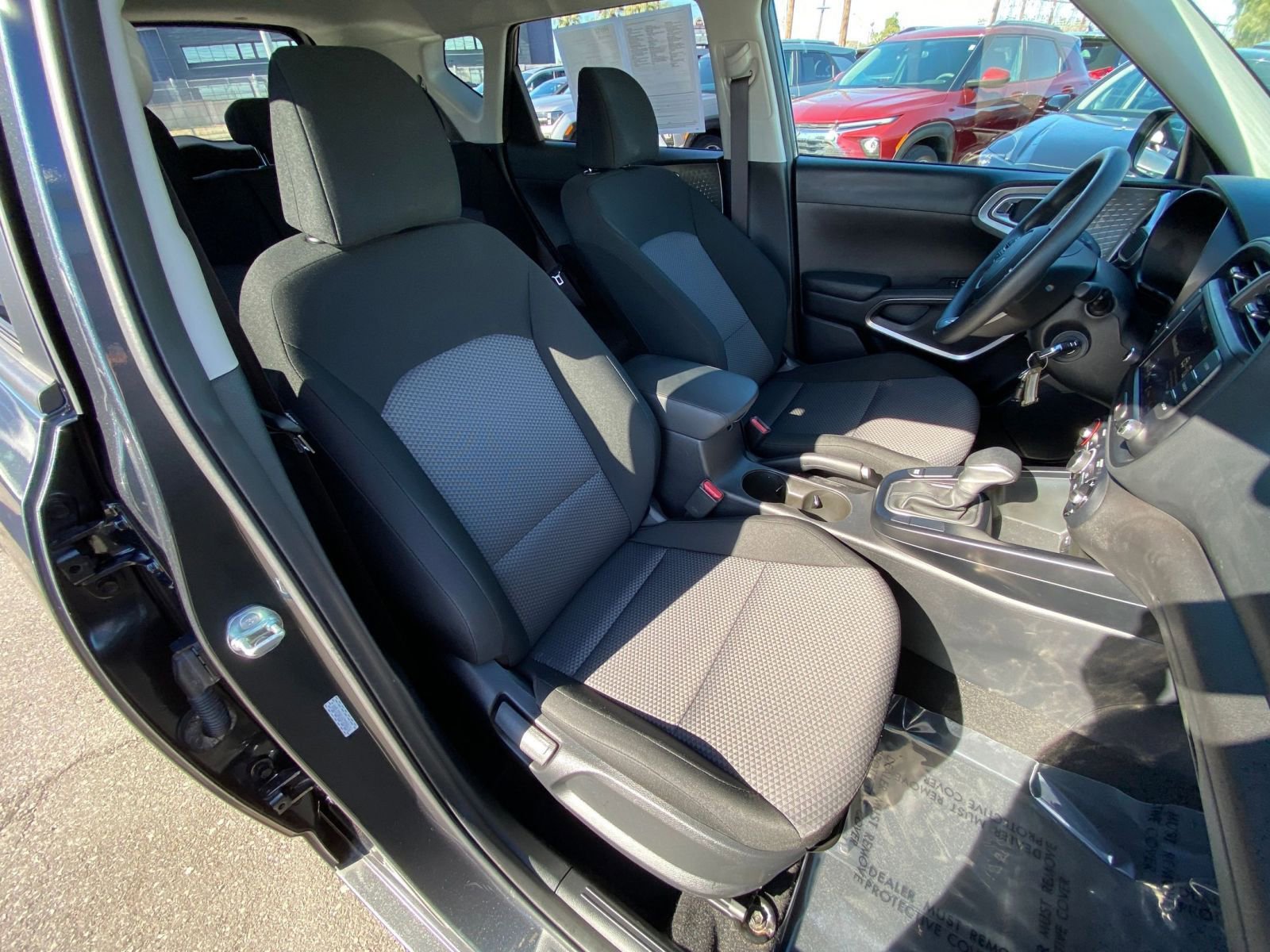 Used 2025 Kia Soul LX w/ LX Technology Package image 35