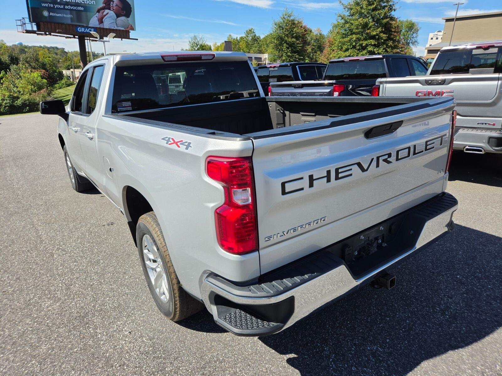Used 2019 Chevrolet Silverado 1500 LT w/ All-Star Edition AWD/4WD image 7