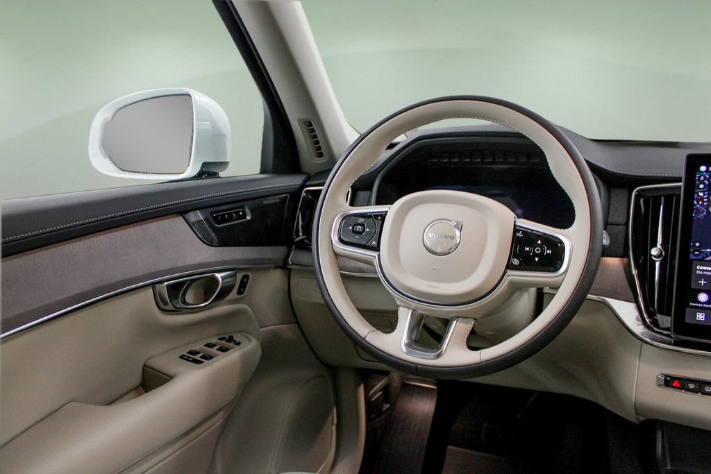 New 2026 Volvo XC90 B6 Ultra w/ Protection Package AWD/4WD image 17