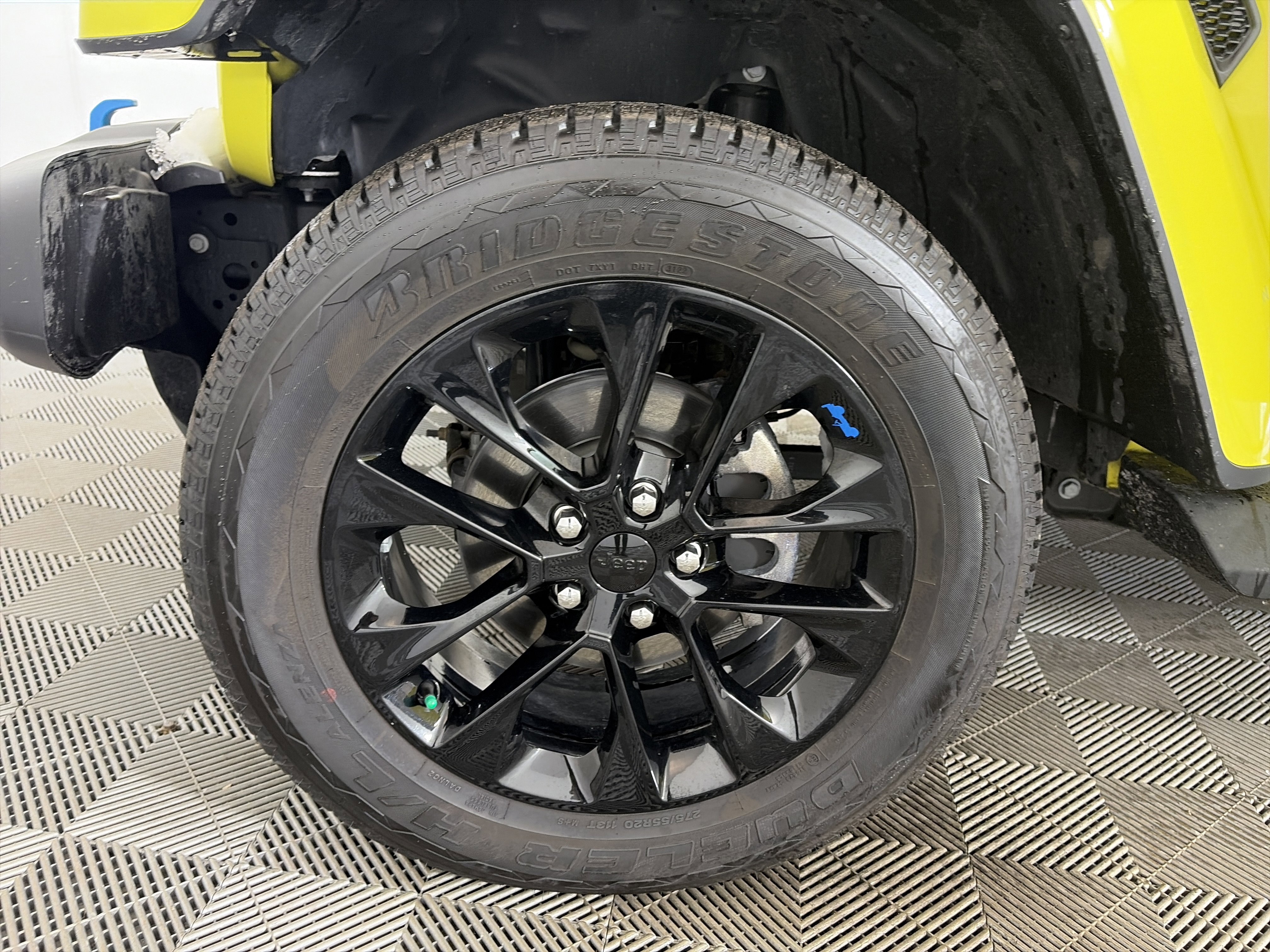 Used 2023 Jeep Wrangler Sahara w/ Cold Weather Group image 13