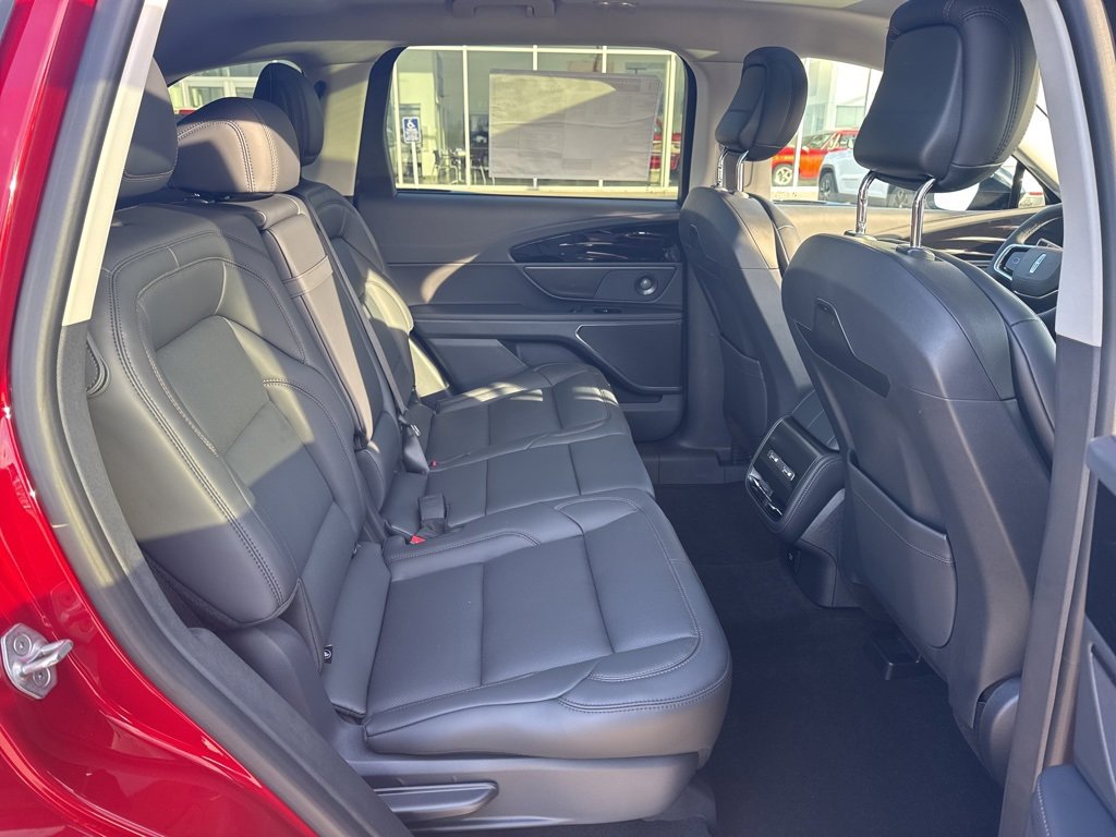 New 2026 Lincoln Nautilus Premier w/ Equipment Group 102A image 31