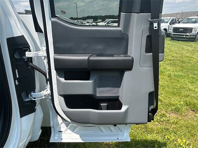 New 2025 Ford F350 XL w/ XL Chrome Package image 14