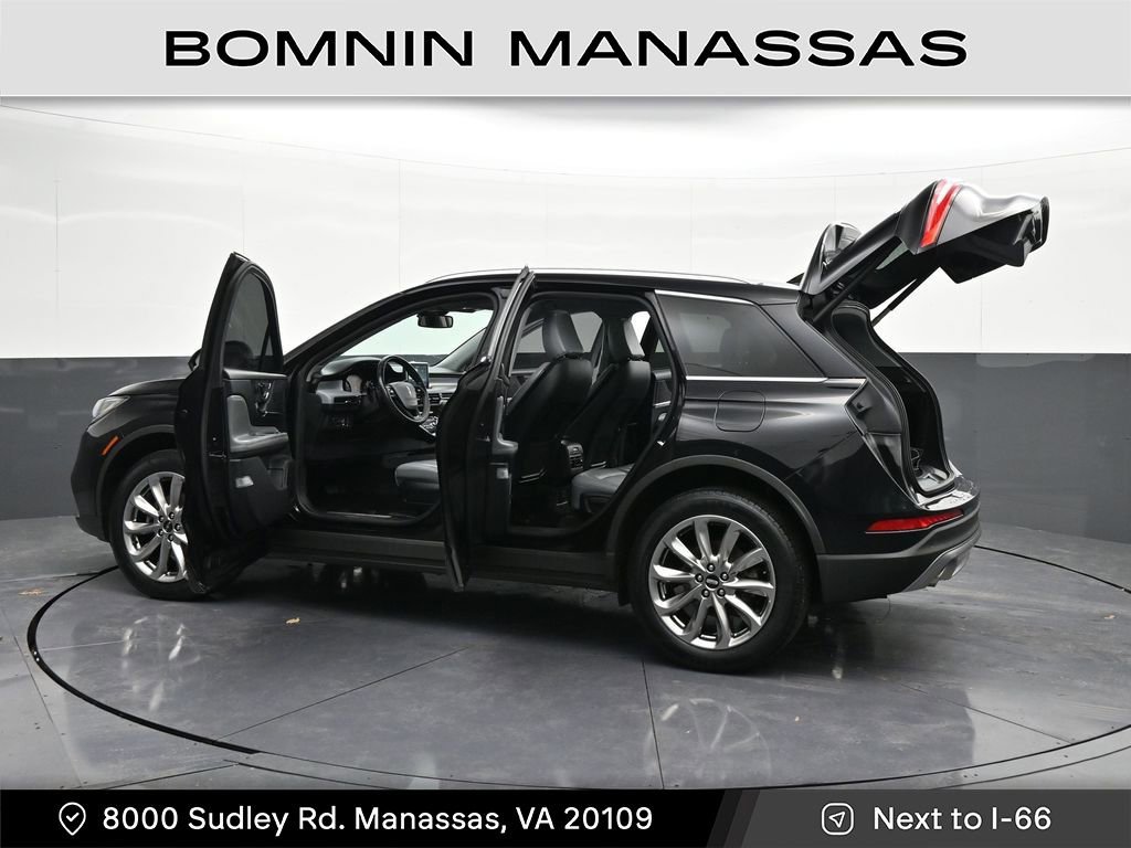 Used 2022 Lincoln Corsair AWD w/ Premium Package image 39