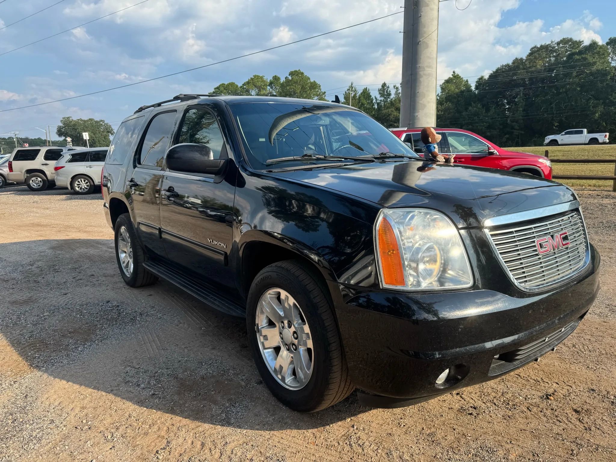 Used 2013 GMC Yukon SLE w/ Convenience Package image 10